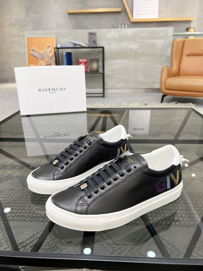 Givenchy Sneakers